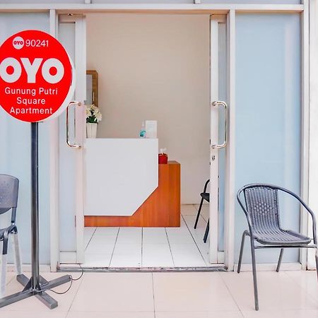 Oyo 90241 Sirooms Apartmen Gunung Putri Богор Екстериор снимка